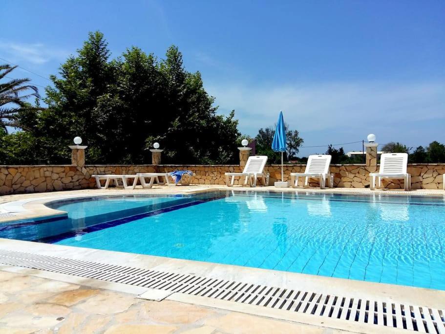 Villa Fondas Roda Екстериор снимка